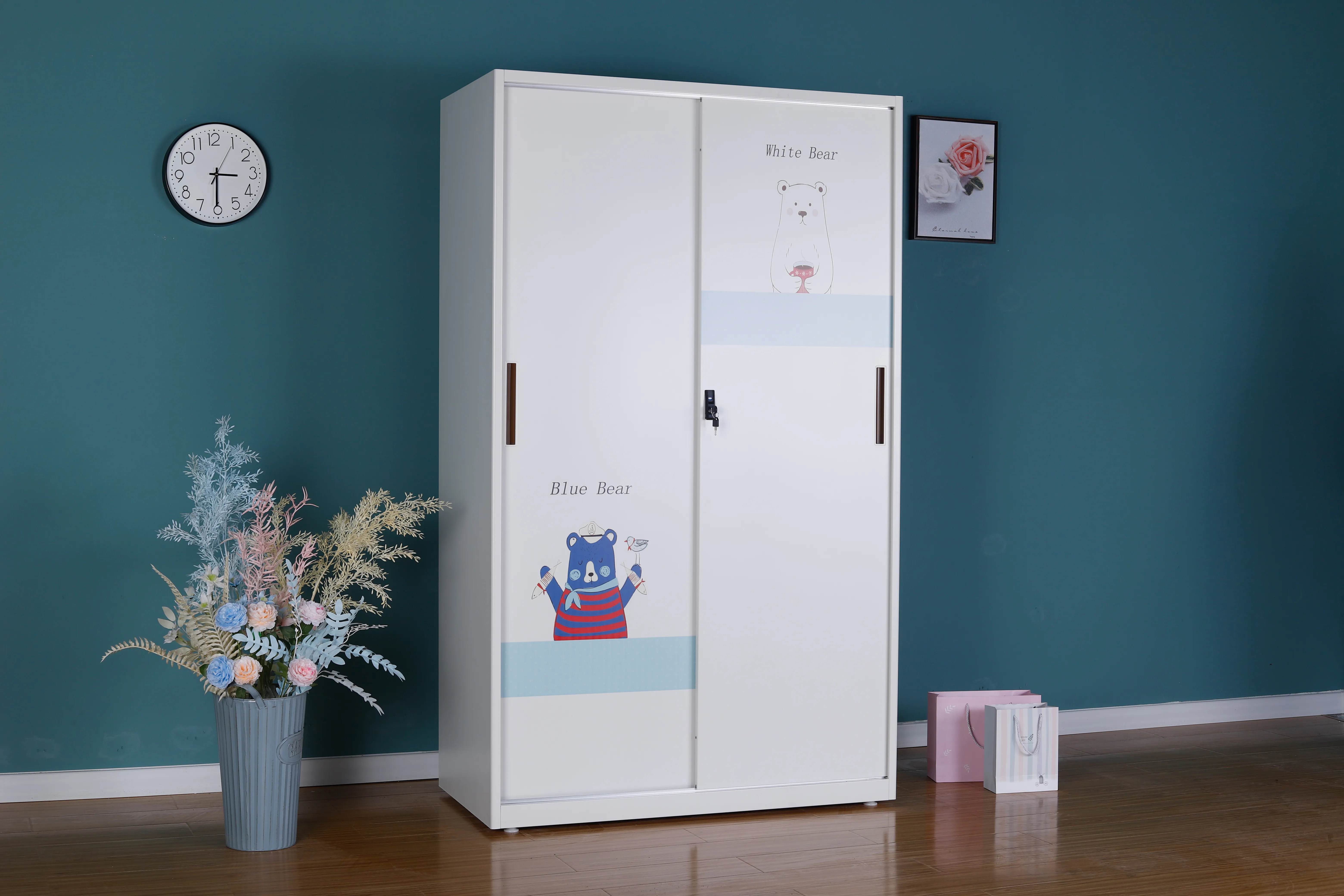 Metal Partten Wardrobe